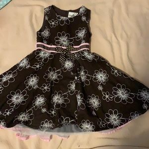 Girls dress size 5 rare editions
